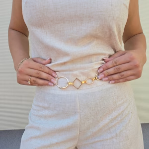 compleu damă crem 2 piese, top, pantaloni scurți in 09VL