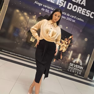 fusta neagra midi