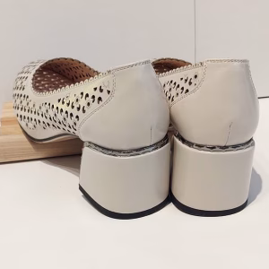 pantof dama bej piele naturala perforata