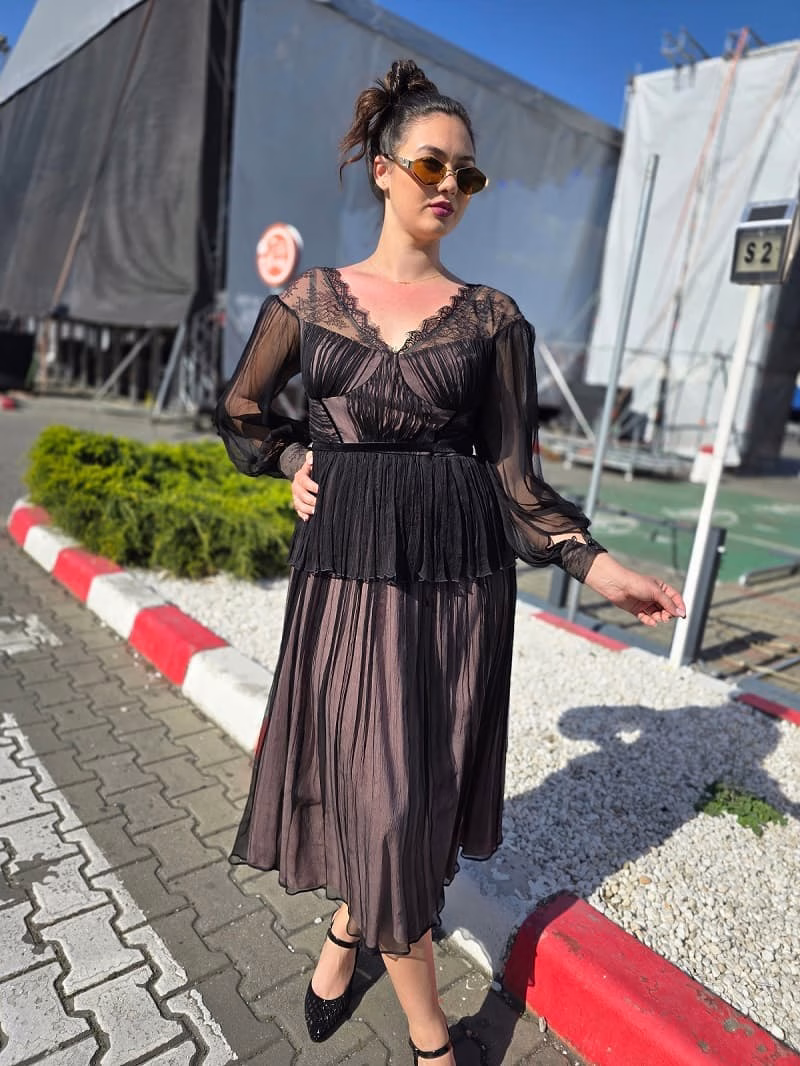 rochie dama neagra matasa naturala 41sv (1) rochie dama neagra matasa naturala
