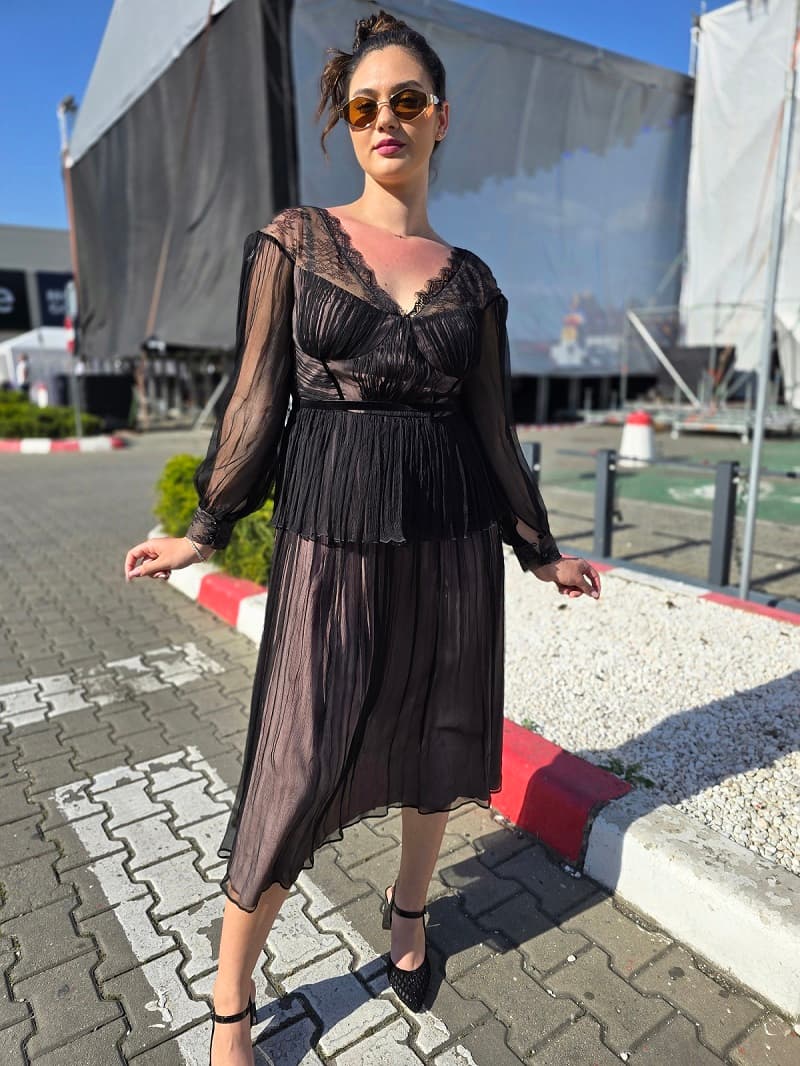 Imagine pentru Rochie eleganta din Matase Naturala