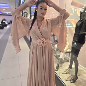 Rochie lunga eleganta nude piersica, maneci largi 47VL